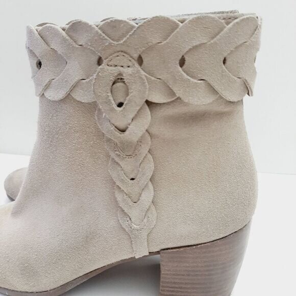 GEOX Respira Suede Ankle Boots Low Heel Side Zippers Beige Sz 7.5 - Picture 10 of 16